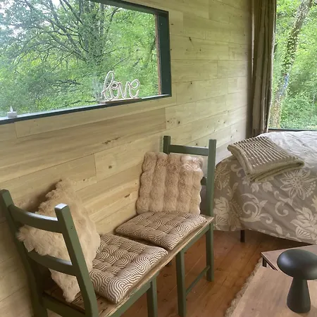 Ti'nid, Chaleureuse Plongée Dans La Nature Camping *