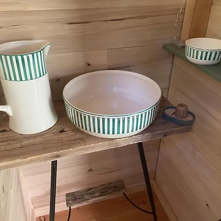 Ti'nid, Chaleureuse Plongee Dans La Nature