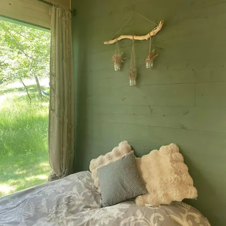 Ti'nid, Chaleureuse Plongee Dans La Nature Camping Montignac-Lascaux